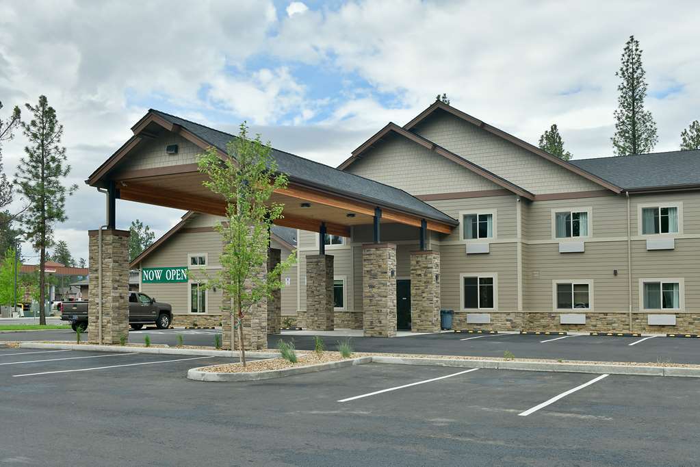 Grandstay Hotel & Suites Sisters Exteriör bild